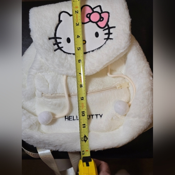 Hello Kitty Fluffy White and Pink Backpack - Picture 5 of 6